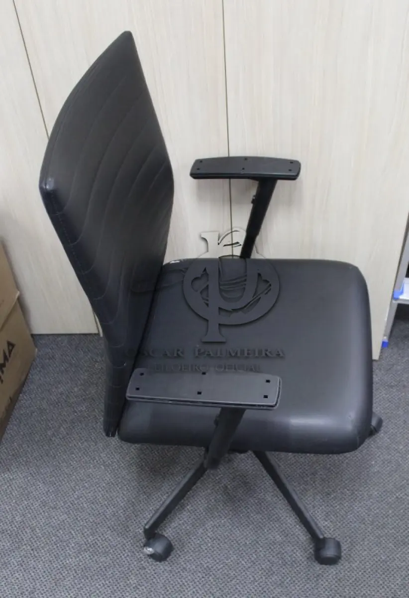 LOTE 0281 - MÓVEL DE ESCRITÓRIO