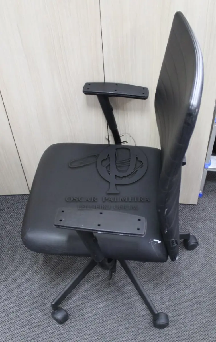 LOTE 0281 - MÓVEL DE ESCRITÓRIO