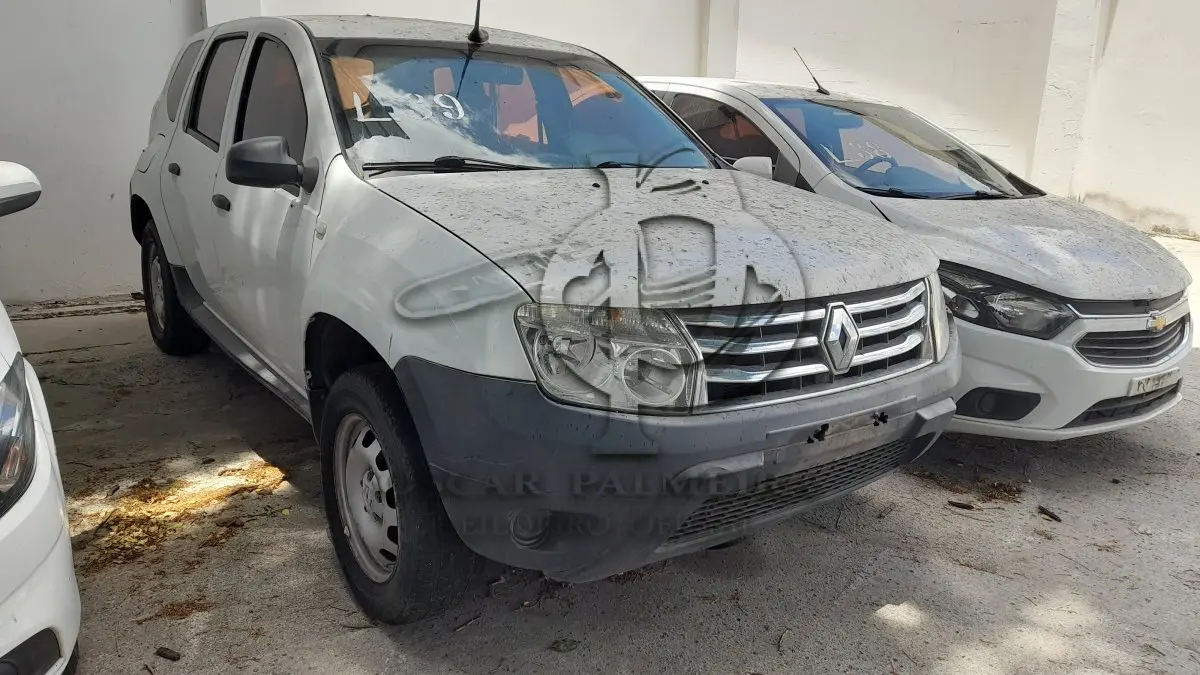 LOTE 039 - VEÍCULO: RENAULT/DUSTER 16 4X2 (MOTOR SOLTO E INCOMPLETO), ANO/MOD 2014/2015