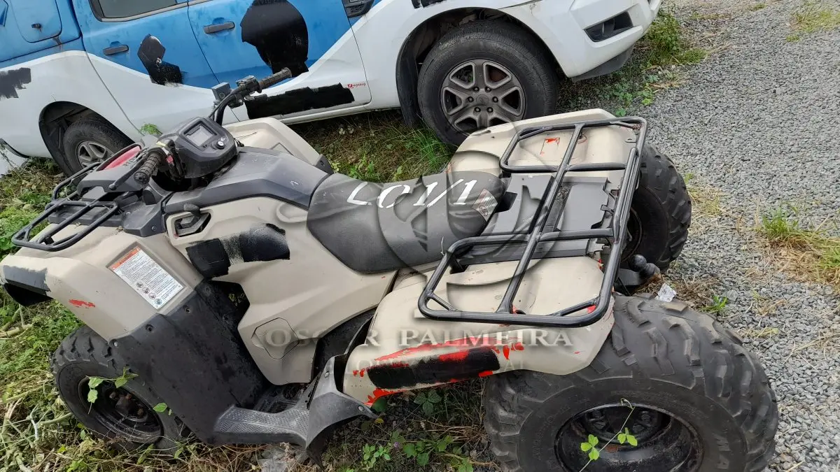 LOTE 001 - SUCATA DE CARROCERIA DE MIDLUM 220.14  / SUCATA DE QUADRICICULO