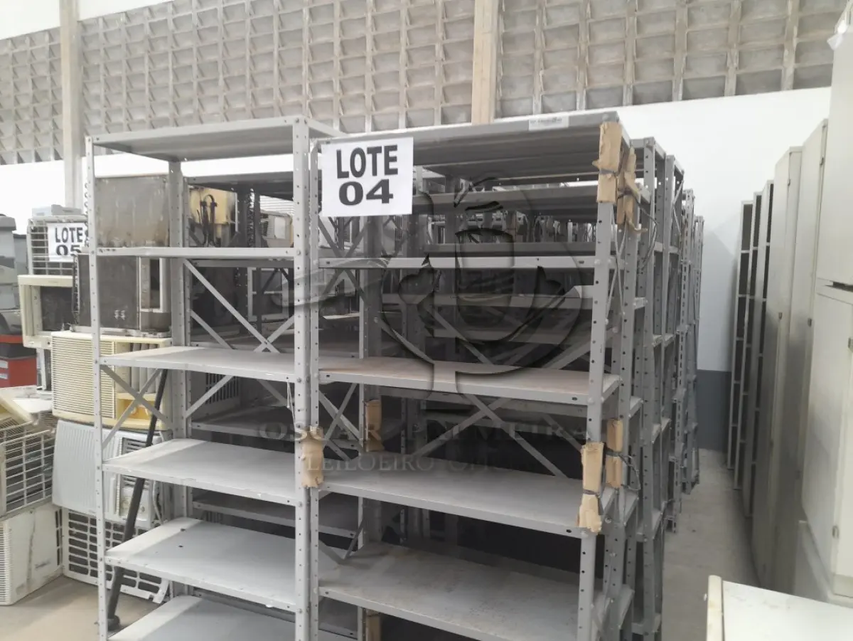 LOTE 004 - DIVERSOS BENS MÓVEIS COMPOSTO