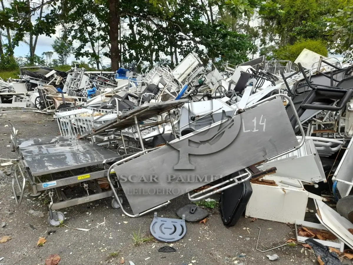 LOTE 016 - DIVERSOS BENS MÓVEIS COMPOSTO