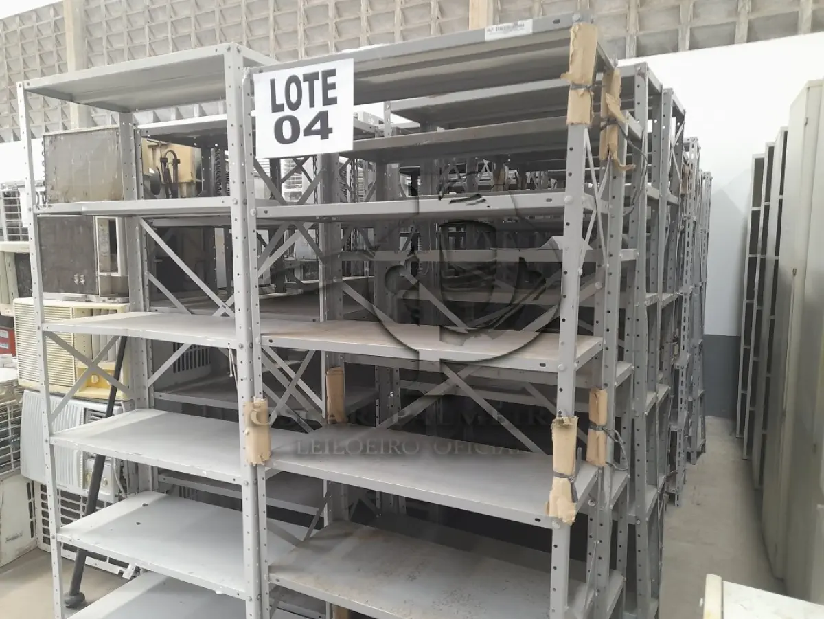 LOTE 004 - DIVERSOS BENS MÓVEIS COMPOSTO