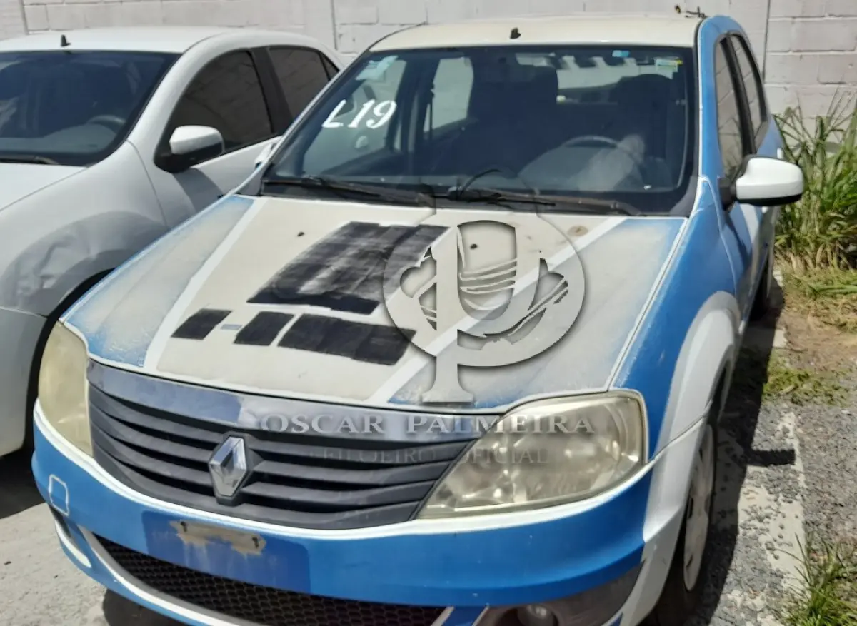 LOTE 019 - VEÍCULO: RENAULT/LOGAN EXP 1016V (MOTOR INCOMPLETO), ANO/MOD 2013/2013