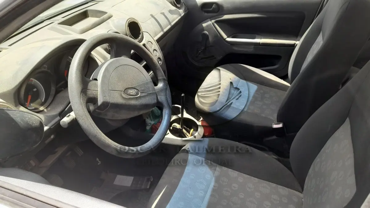 LOTE 017 - VEÍCULO: FORD/FIESTA FLEX (MOTOR INCOMPLETO), ANO/MOD 2011/2012