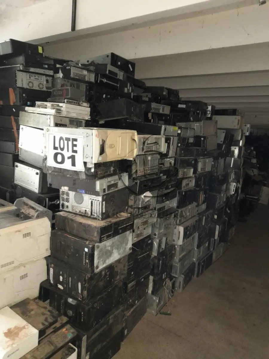 LOTE 001 - DIVERSOS MATERIAIS ELETRÔNICOS/INFORMÁTICA COMPOSTO