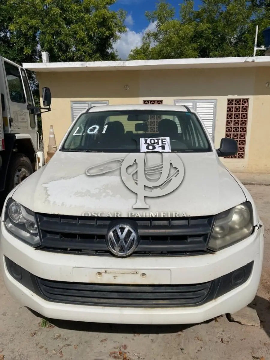 LOTE 001 - VEÍCULO: I/VW AMAROK CD 4X4 SE (MOTOR INCOMPLETO), ANO/MOD 2014/2014, ÔNUS, GRAVAMES OU PENDÊNCIAS - NÃO POSSUI