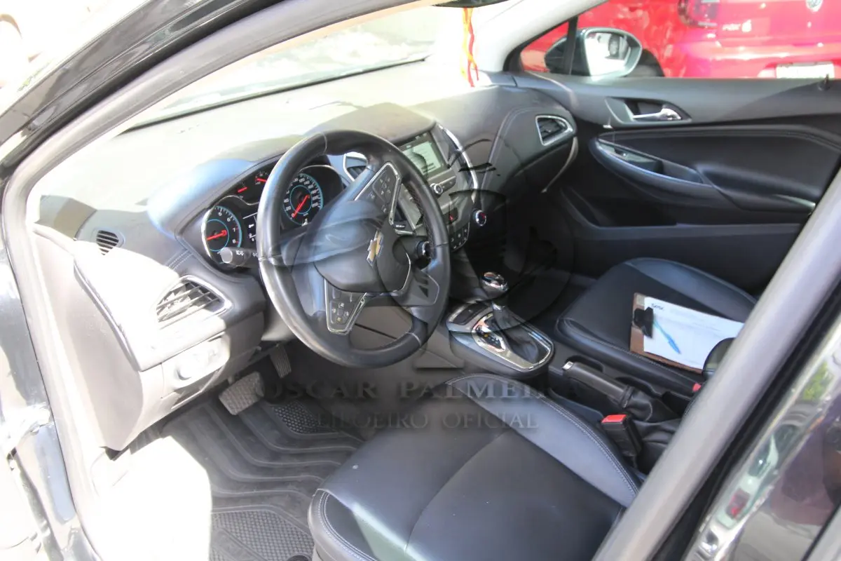 LOTE 015 - VEÍCULO - CHEVROLET CRUZE LT NB AT 1.4 TURBO, ANO/MOD 2018/2018