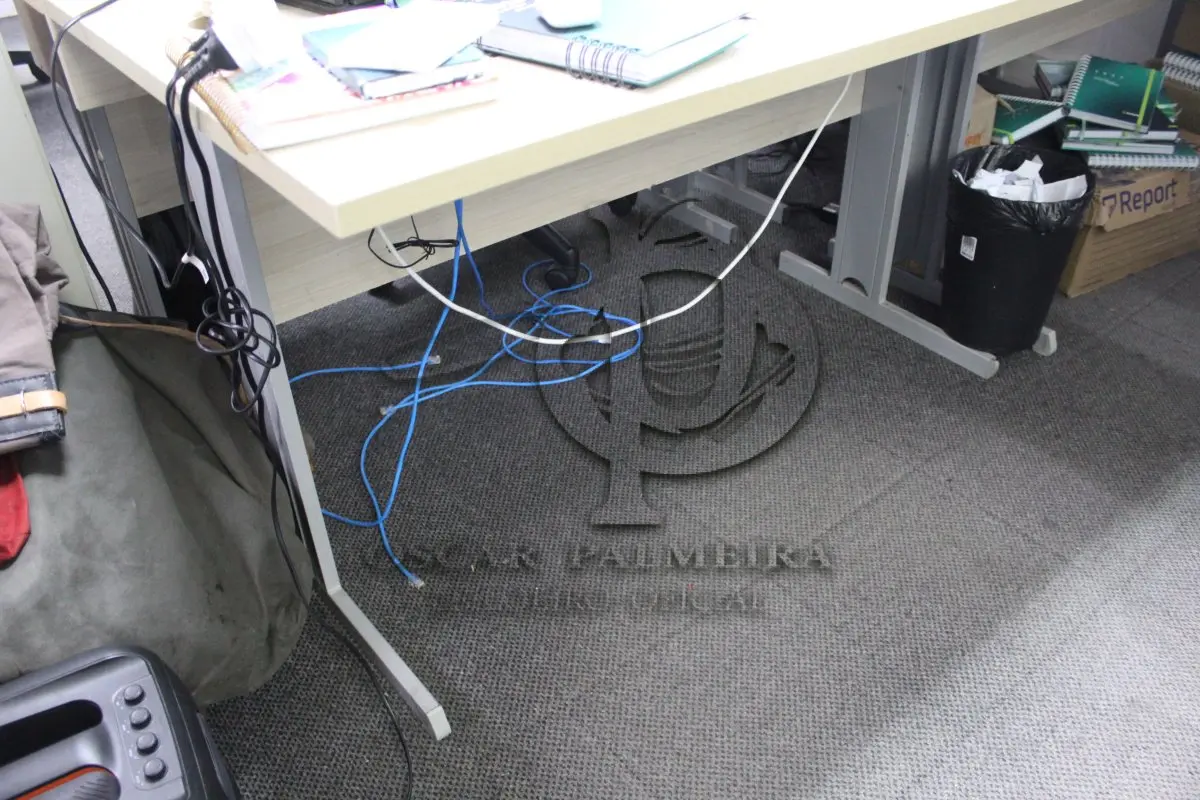 LOTE 0262 - MÓVEL DE ESCRITÓRIO