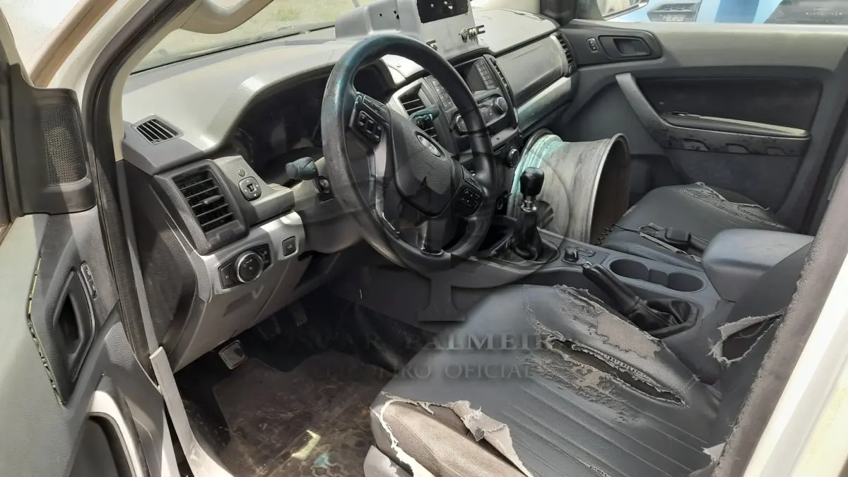 LOTE 026 - VEÍCULO: I/FORD RANGER XLSCD4 22C (MOTOR INCOMPLETO), ANO/MOD 2017/2018