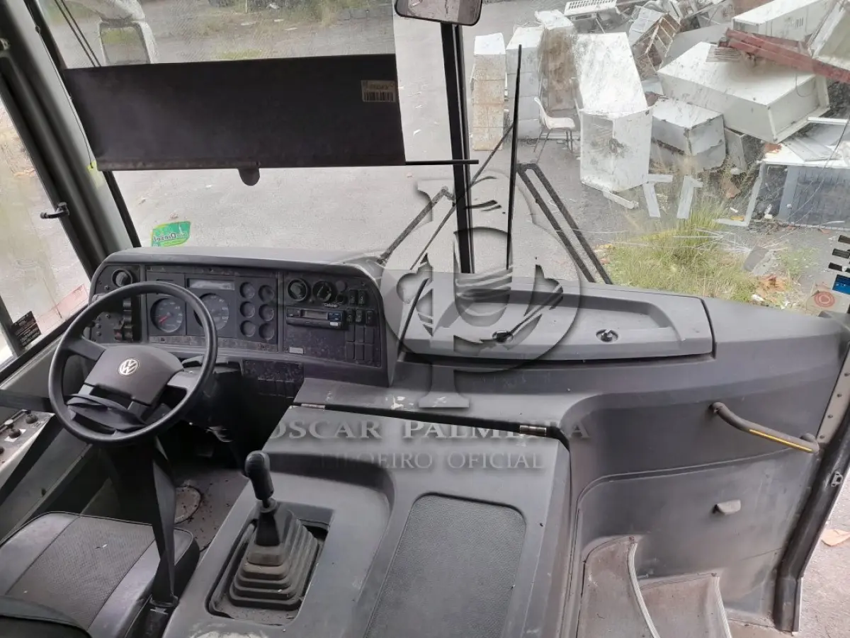 LOTE 017 - VEÍCULO  VW/COMIL TH UM (MOTOR-CASA) (MOTOR INCOMPLETO), ANO/MOD 2009/2009