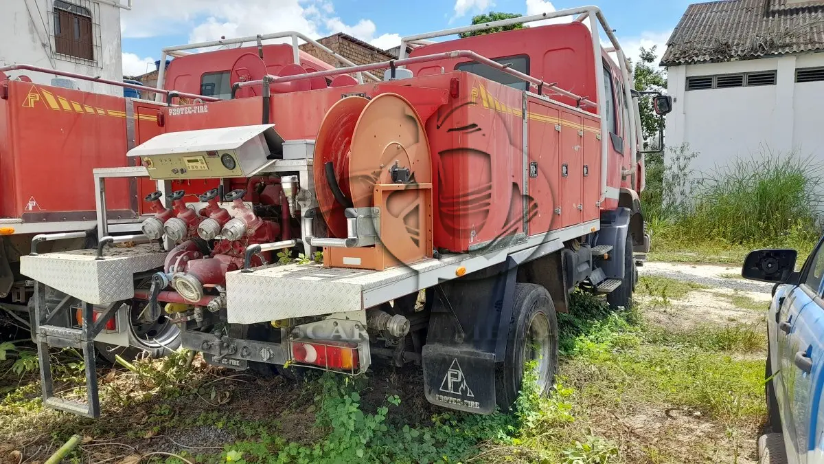 LOTE 001 - SUCATA DE CARROCERIA DE MIDLUM 220.14  / SUCATA DE QUADRICICULO