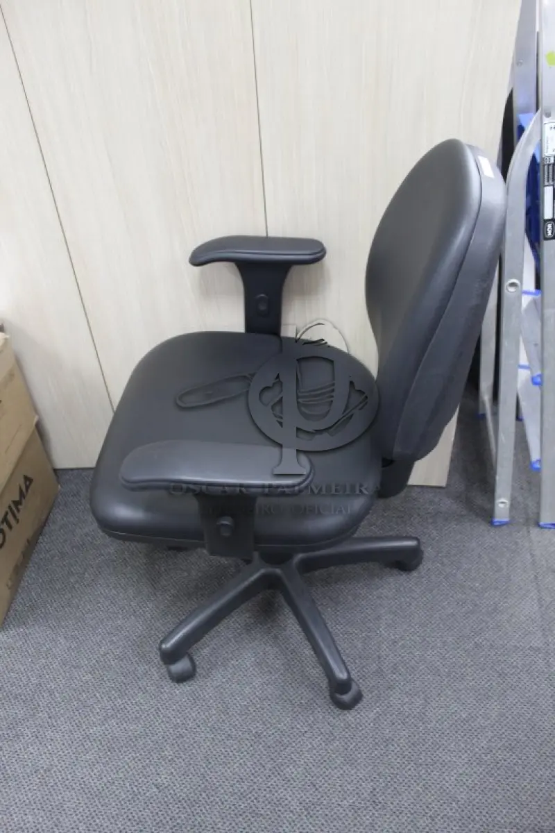 LOTE 0256 - MÓVEL DE ESCRITÓRIO