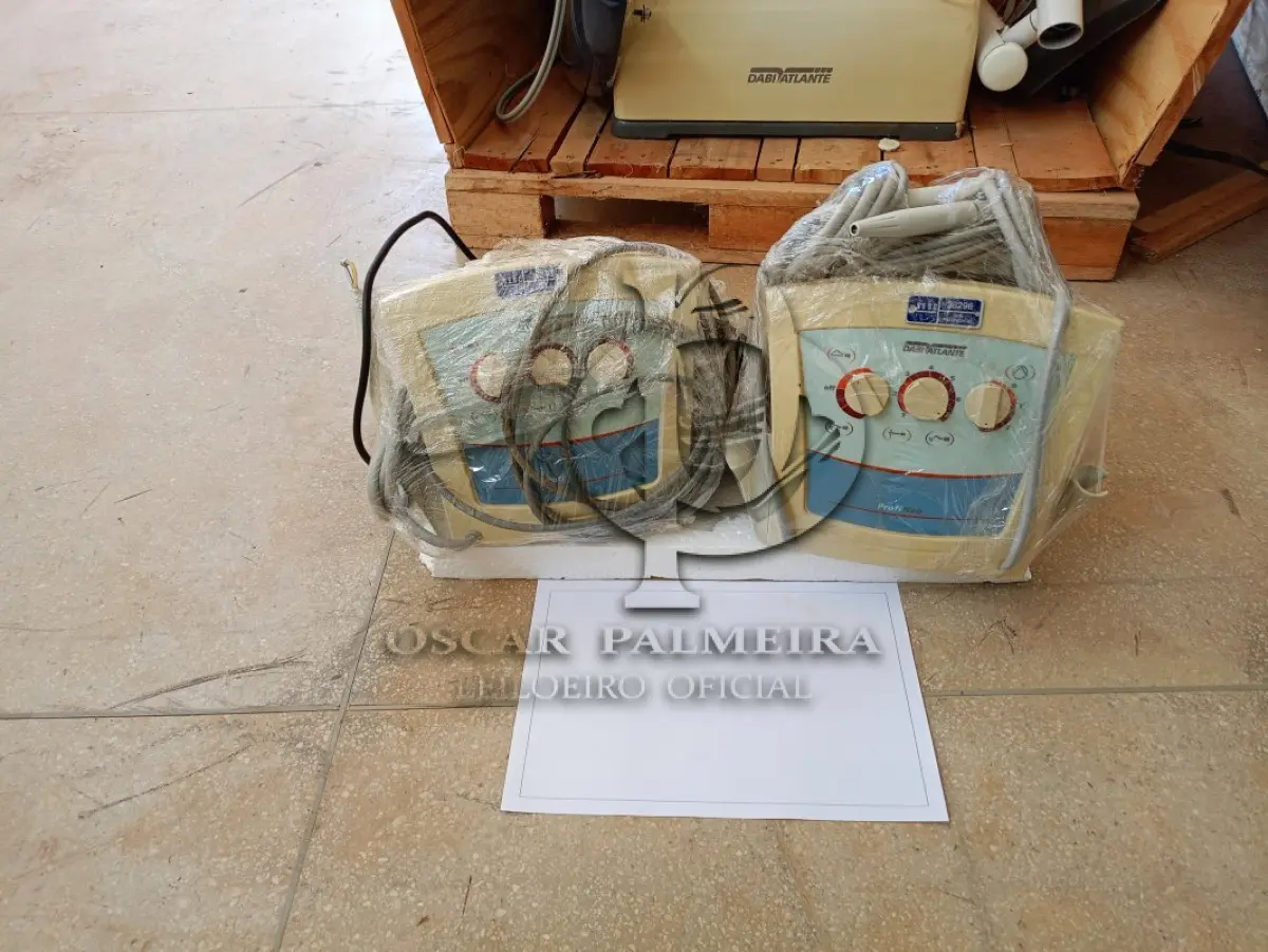 LOTE 003 - DIVERSOS EQUIPAMENTOS ODONTOLOGICOS