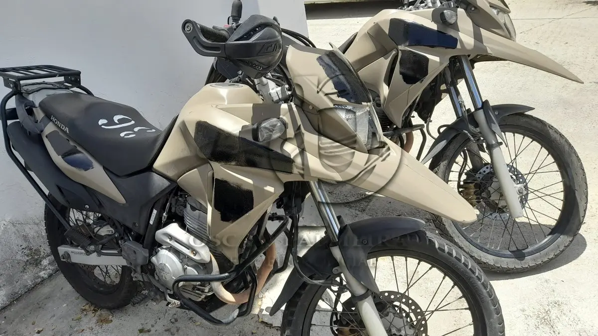 LOTE 036 - VEÍCULO: HONDA/XLRE 300 (MOTOR INCOMPLETO), ANO/MOD 2017/2017