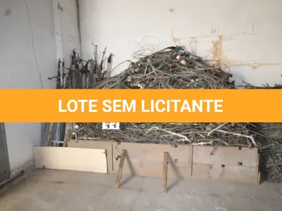 LOTE 011 - DIVERSOS MATERIAIS DE COBRE/FERRO COMPOSTO DE:  SUCATA DE FERRO, SUCATA DE COBRE