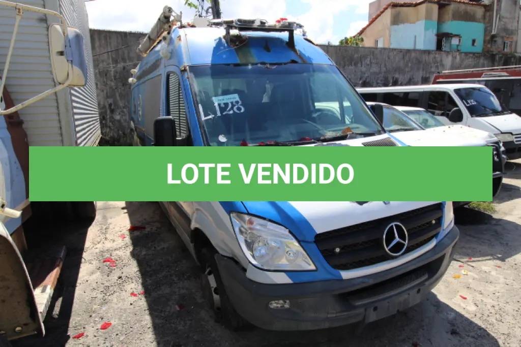 LOTE 128