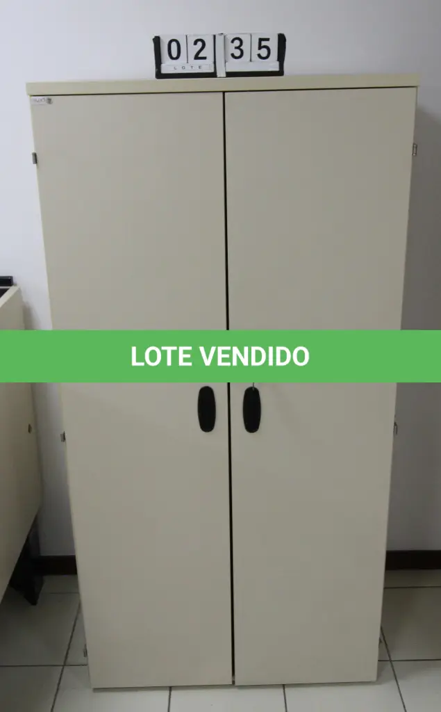 LOTE 235