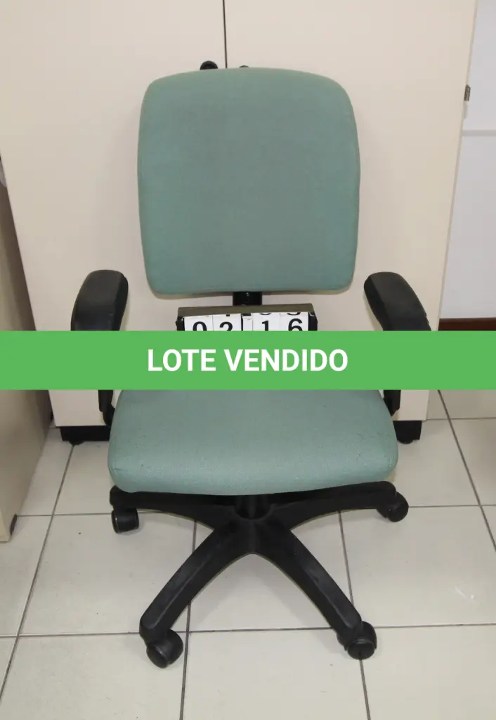 LOTE 216