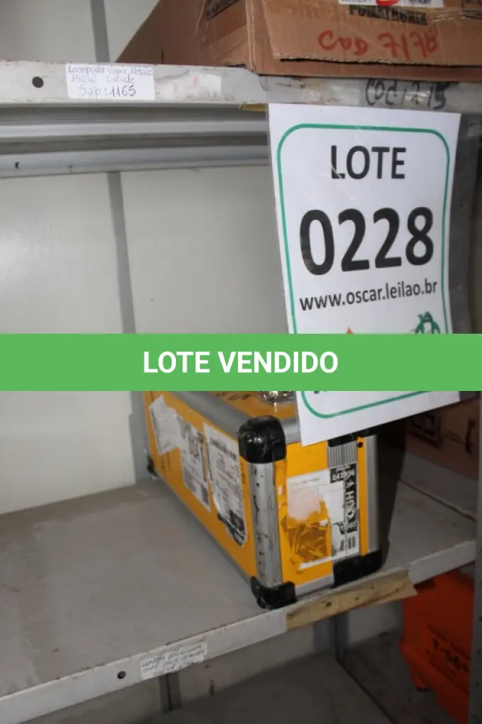 LOTE 228