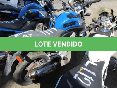 LOTE 111 - VEÍCULO; MARCA/MODELO: HONDA/CB 300R FAB/MOD: 2012/2012 PLACA: OLC3554 CHASSI: 9C2NC4310CR074177
