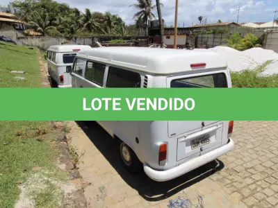LOTE 011 - VEÍCULO - VW KOMBI, ANO/MOD 2013/2014.