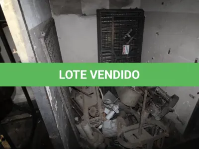 LOTE 004 - DIVERSOS MATERIAIS DE FERRO COMPOSTO DE:  TRANSFORMADORES, DISJUTORES, PAINEIS DE CONTROLE, ESTANTE RETIFICADORA, BOBINAS, FERROS DIVERSOS