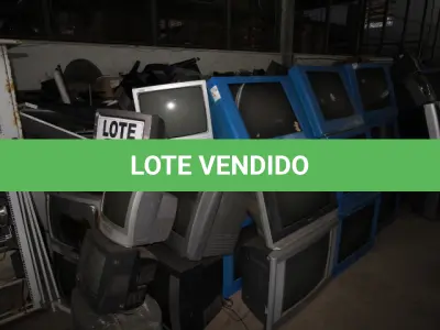 LOTE 020 - DIVERSOS MATERIAIS ELETRÔNICOS COMPOSTO DE: TELEVISORES, APARELHOS DE SOM, APARELHOS DE FAX, CALCULADORAS, APARELHOS DE DVD, ESTABILIZADORES, MONITORES EDUCACIONAIS, MÓDULOS CENÁRIOS, PEDESTAIS, TELAS DE PROJEÇÃO, MÁQUINAS DE ESCREVER, UNIDADE DE SINTONIA, RECEPTOR DE SINAIS VIA SATELITE