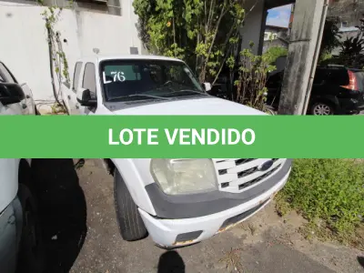 LOTE 076 - VEÍCULO; MARCA/MODELO: I/FORD RANGER XLS 12P FAB/MOD: 2011/2012 PLACA: NZH2049 CHASSI: 8AFER12PXCJ473116