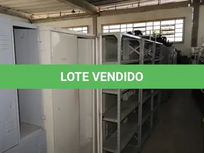 LOTE 002 - DIVERSOS MATERIAIS DE ESCRITÓRIO COMPOSTO DE: ESTANTES EM AÇO, ARMÁRIOS EM AÇO, ARMÁRIOS TIPO GUARDA ROUPAS EM AÇO
