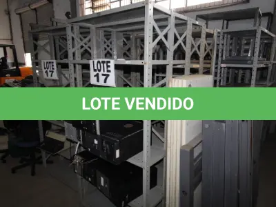 LOTE 017 - DIVERSOS MATERIAIS DE ESCRITÓRIO COMPOSTO DE: ESTANTES EM AÇO, ARQUIVOS EM AÇO, CADEIRAS, MESAS EM MADEIRA, TELEVISOR, CONEXÕES PARA MESA DE ESCRITÓRIO, ARMÁRIOS EM AÇO, CALCULADORAS, CPU'S, MÁQUINAS DE ESCREVER