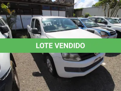 LOTE 121 - VEÍCULO; MARCA/MODELO: I/VW AMAROK CD 4X4 SE FAB/MOD: 2013/2014 PLACA: OZI4867 CHASSI: WV1DB42H8EA028416