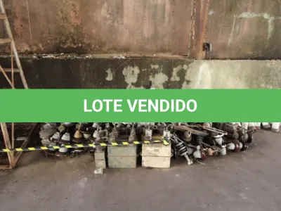 LOTE 016 - DIVERSOS MATERIAIS TRANSFORMADORES COMPOSTO DE:  TRANSFORMADORES, SAPATAS DE FREIO, ISOLADORES 