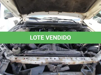 LOTE 122 - VEÍCULO; MARCA/MODELO: I/FORD RANGER XL CD4 22 FAB/MOD: 2013/2013 PLACA: OUM3042 CHASSI: 8AFAR23JXDJ128880