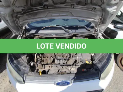 LOTE 079 - VEÍCULO; MARCA/MODELO: FORD/ECOSPORT S 1.6 FAB/MOD: 2013/2014 PLACA: OUL0240 CHASSI: 9BFZB55P0E8856689