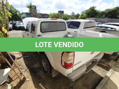 LOTE 076 - VEÍCULO; MARCA/MODELO: I/FORD RANGER XLS 12P FAB/MOD: 2011/2012 PLACA: NZH2049 CHASSI: 8AFER12PXCJ473116