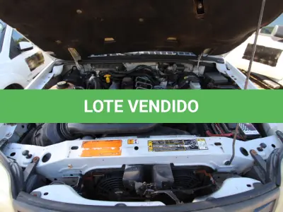 LOTE 017 - VEÍCULO: MARCA/MODELO: I/FORD RANGER XL 13P; FAB/MOD: 2011/2012; PLACA: NZM2315; CHASSI: 8AFER13P8CJ483707