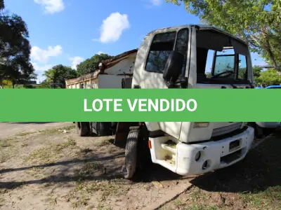 LOTE 022 - VEÍCULO: MARCA/MODELO: FORD/CARGO 1517 E; FAB/MOD: 2010/2010; PLACA: NYQ5079; CHASSI: 9BFXCE5U2ABB58711