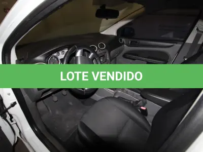 LOTE 009 - VEÍCULO - FORD FOCUS HC FLEX, ANO/MOD 2011/2012.