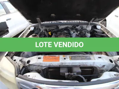 LOTE 118 - VEÍCULO; MARCA/MODELO: I/FORD RANGER XLS 12P FAB/MOD: 2011/2012 PLACA: NZI2098 CHASSI: 8AFER12P0CJ473108