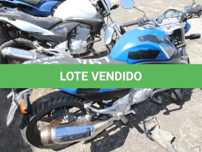LOTE 094 - VEÍCULO; MARCA/MODELO: HONDA/CB 300R FAB/MOD: 2012/2012 PLACA: OLC1128 CHASSI: 9C2NC4310CR074167