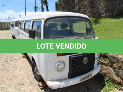LOTE 012 - VEÍCULO - VW KOMBI, ANO/MOD 2013/2014.