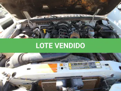 LOTE 004 - VEÍCULO: MARCA/MODELO: I/FORD RANGER XL 13P; FAB/MOD: 2011/2012; PLACA: NZM5421; CHASSI: 8AFER13P4CJ473899