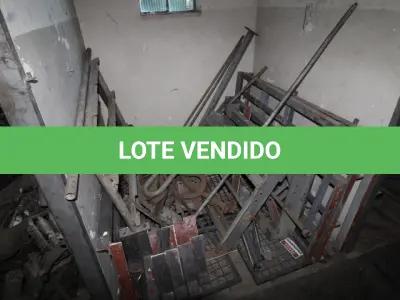 LOTE 004 - DIVERSOS MATERIAIS DE FERRO COMPOSTO DE:  TRANSFORMADORES, DISJUTORES, PAINEIS DE CONTROLE, ESTANTE RETIFICADORA, BOBINAS, FERROS DIVERSOS