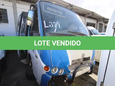 LOTE 037 - SUCATA DE VEÍCULOS:    COMIL BELLO O, CHASSI 9BWCD52R55R502246 (MOTOR SEM CONDIÇÃO DE UTILIZAÇÃO)    COURIER RONTAN, CHASSI  9BFZC52P1BB898126