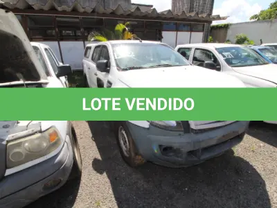 LOTE 122 - VEÍCULO; MARCA/MODELO: I/FORD RANGER XL CD4 22 FAB/MOD: 2013/2013 PLACA: OUM3042 CHASSI: 8AFAR23JXDJ128880