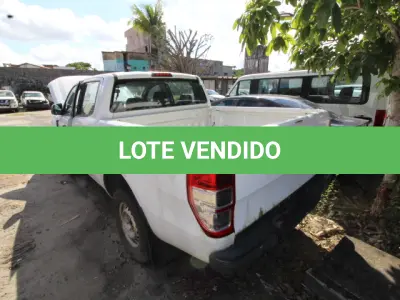 LOTE 048 - VEÍCULO; MARCA/MODELO: I/FORD RANGER XL CD4 22; FAB/MOD: 2013/2013; PLACA: OUM5311; CHASSI: 8AFAR23JXDJ127860
