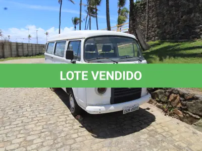 LOTE 011 - VEÍCULO - VW KOMBI, ANO/MOD 2013/2014.