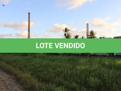 LOTE 001 - DIVERSOS MATERIAIS DE FERRO COMPOSTO DE:  04 VAGÕES DE TREM PARA PASSAGEIROS