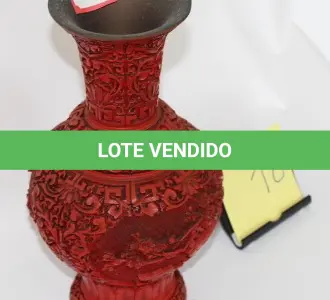 LOTE 016 - VASO
